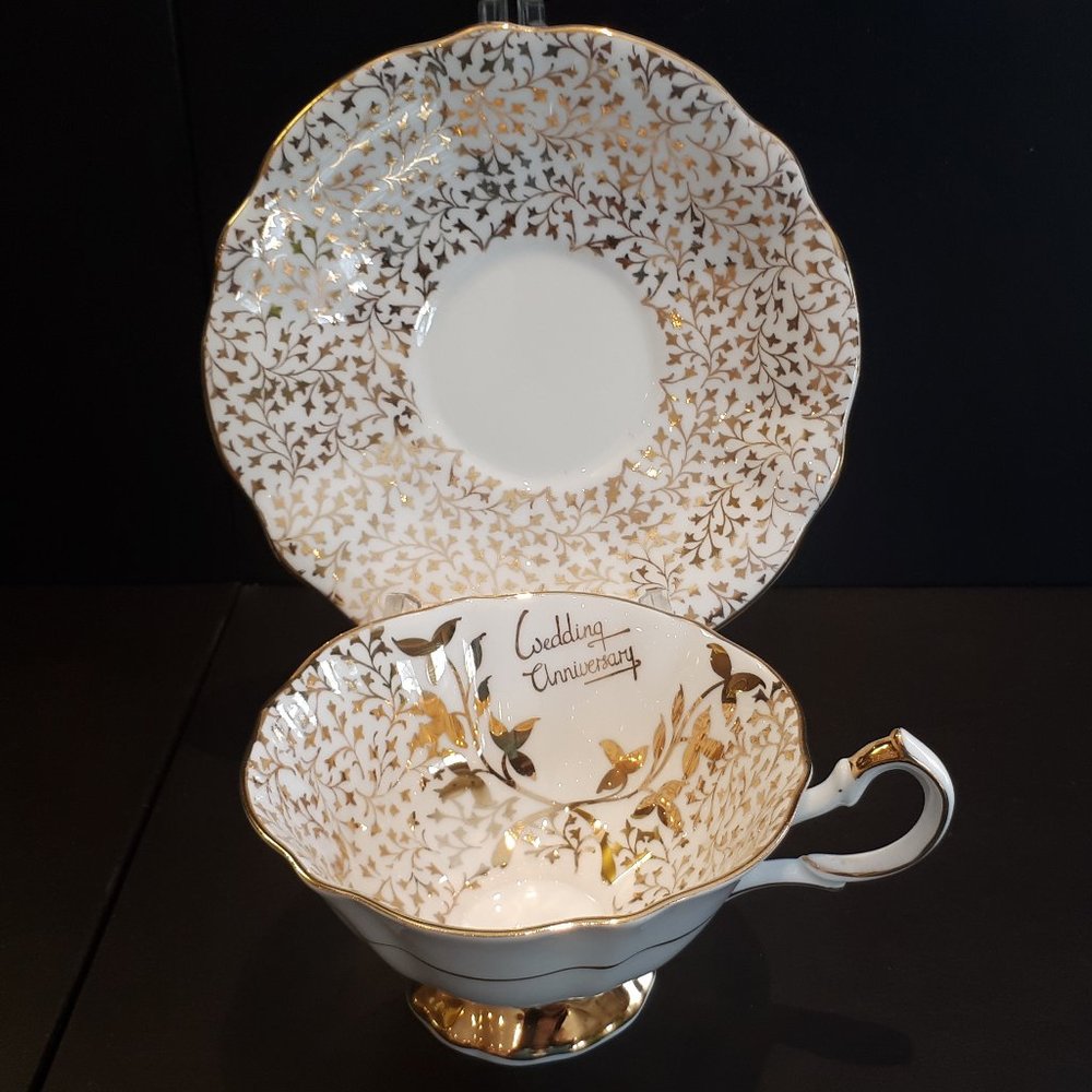 Queen Anne Gold leaves Wedding Anniversary teacup